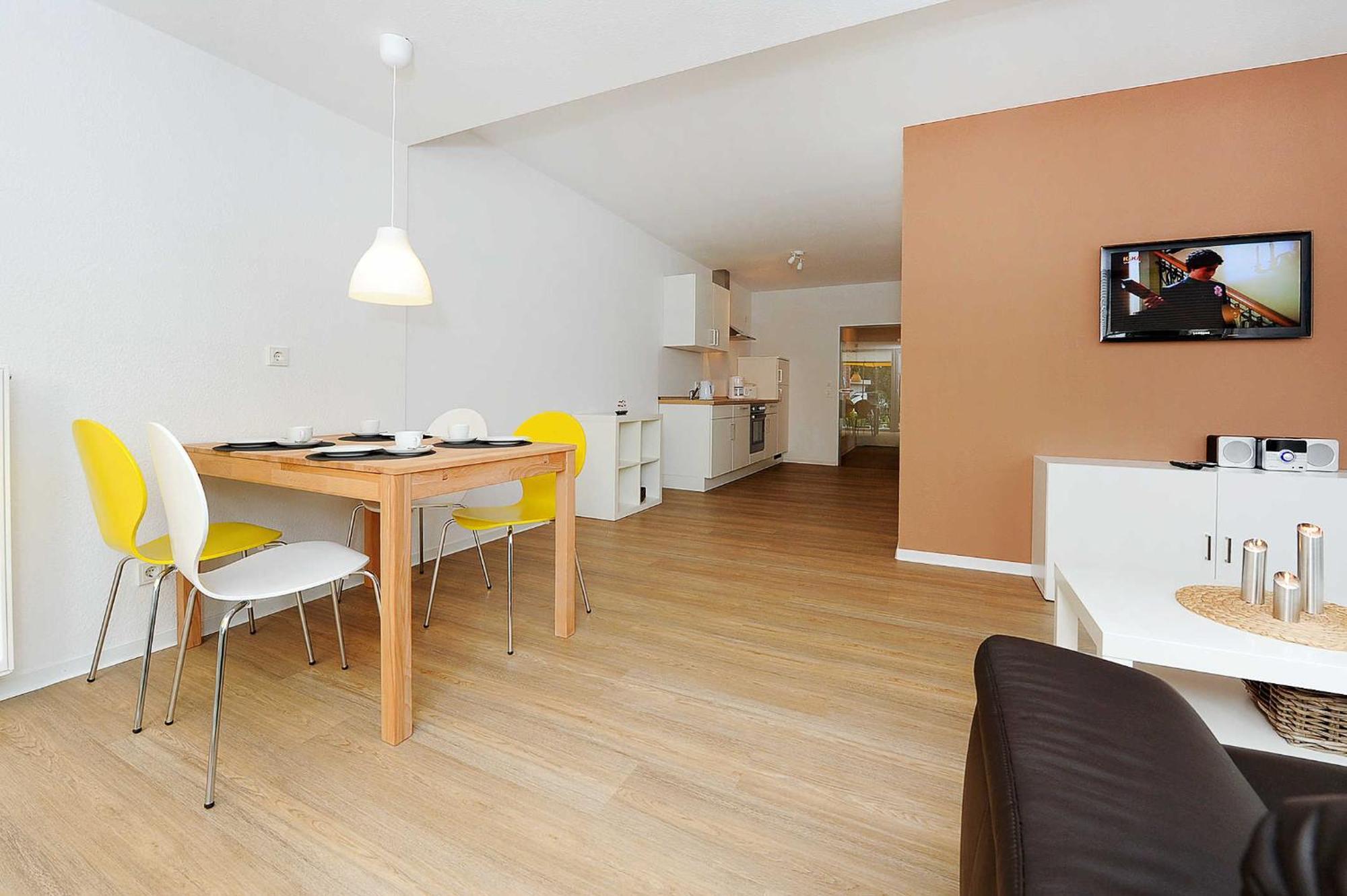 Haus Kunterbunt Apartment Bensersiel Exterior photo